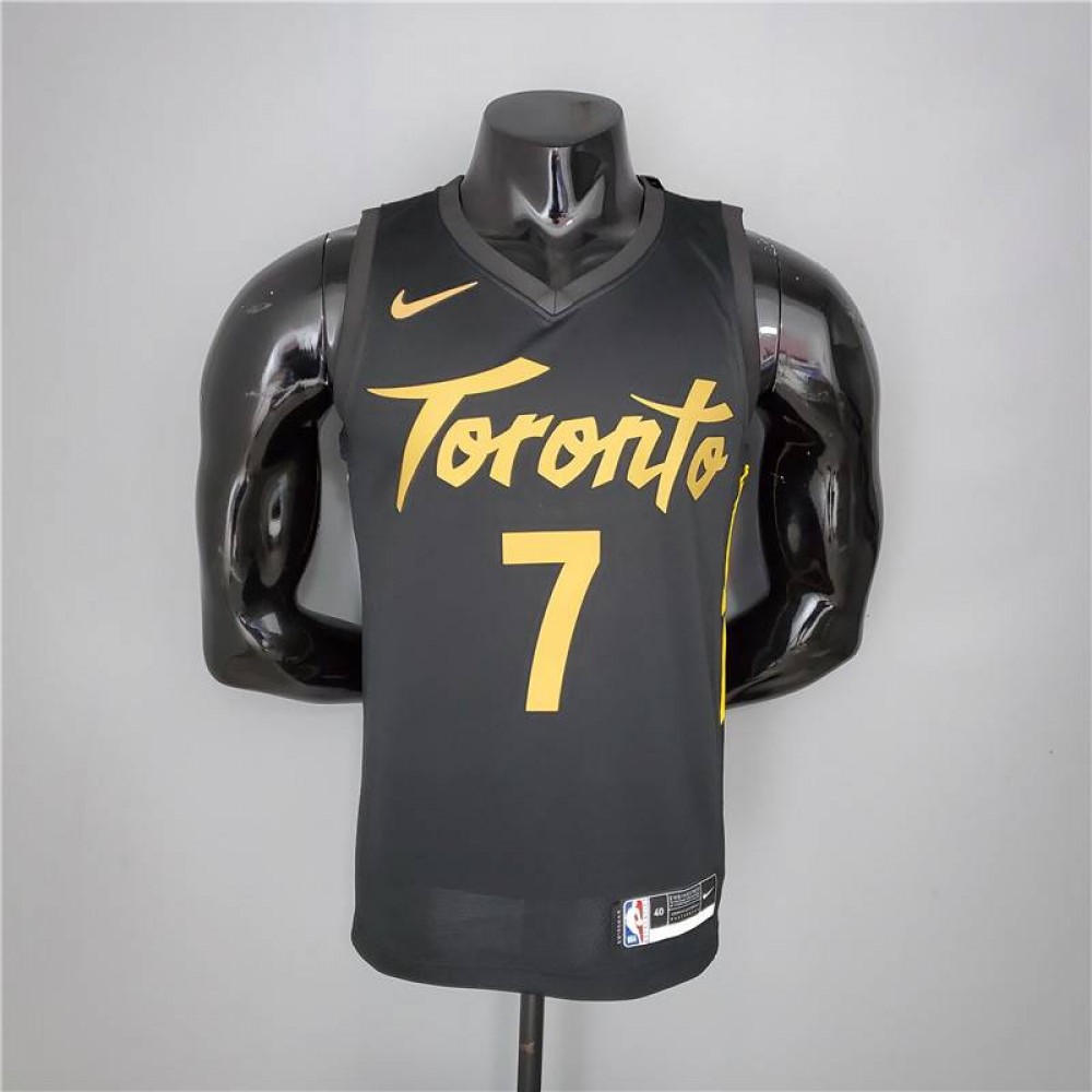 Camiseta Kyle Lowry #7 Toronto Raptors 2021 Negro/Oro Camiseta Kyle Lowry #7 Toronto Raptors 2021 Negro/Oro