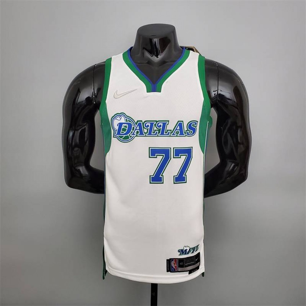 Camiseta Luka Dončić #77 Dallas Mavericks 2022 City Edition Blanco