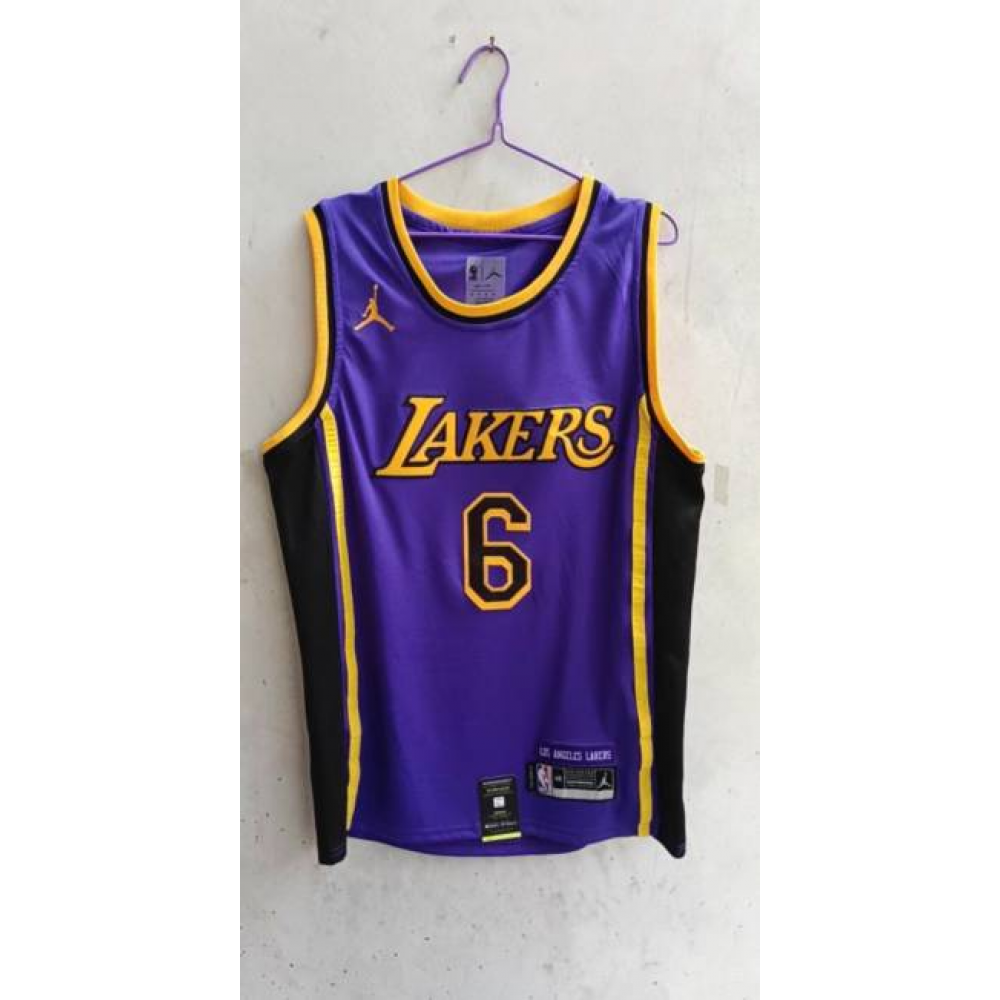 Camiseta LeBron James #6 Los Angeles Lakers 22/23 Púrpura Camiseta LeBron James #6 Los Angeles Lakers 22/23 Púrpura