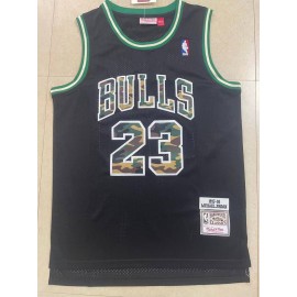 Camiseta Michael Jordan #23 Chicago Bulls Negro/Verde Classic Edition