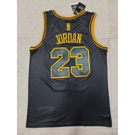 Camiseta Michael Jordan #23 Chicago Bulls 22/23 Gold Edition Negro Fan Edition Camiseta Michael Jordan #23 Chicago Bulls 22/23 Gold Edition Negro Fan Edition