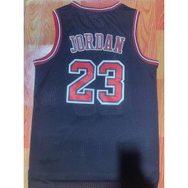 Camiseta Michael Jordan #23 Chicago Bulls Retro Negro Edición Firmada Camiseta Michael Jordan #23 Chicago Bulls Retro Negro Edición Firmada