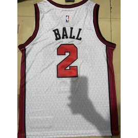 Camiseta Lonzo Ball #2 Chicago Bulls 2023 Blanco Camiseta Lonzo Ball #2 Chicago Bulls 2023 Blanco