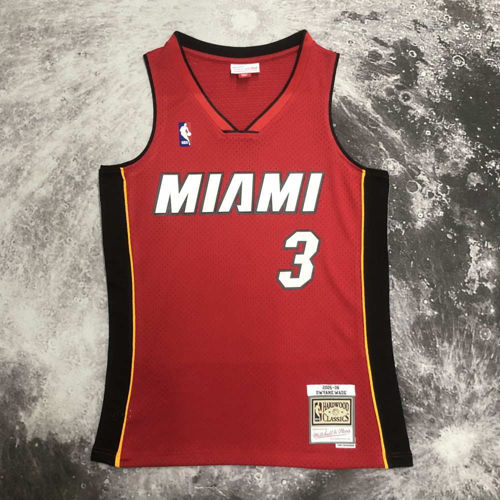 Camiseta Dwyane Wade #3 Miami Heat 2005/06 Rojo Camiseta Dwyane Wade #3 Miami Heat 2005/06 Rojo