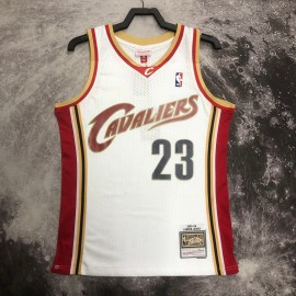 Camiseta Lebron James #23 Cleveland Cavaliers 2003/04 Blanco