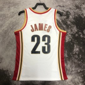 Camiseta Lebron James #23 Cleveland Cavaliers 2003/04 Blanco Camiseta Lebron James #23 Cleveland Cavaliers 2003/04 Blanco