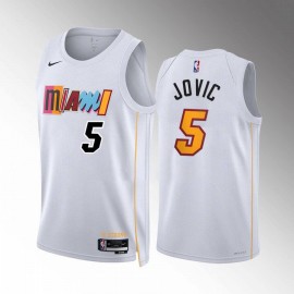Camiseta Nikola Jović #5 Miami Heat 22/23 Blanco City Edition