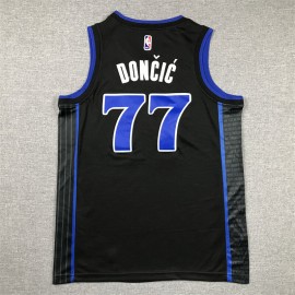 Camiseta Luka Dončić #77 Dallas Mavericks 2024 City Edition Negro Niño Camiseta Luka Dončić #77 Dallas Mavericks 2024 City Edition Negro Niño