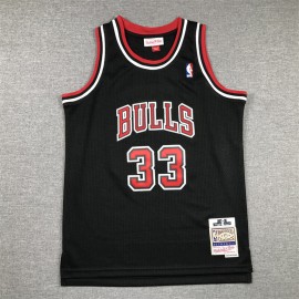 Camiseta Scottie Pippen #33 Chicago Bulls 1997/98 Negro Hardwood Classics Niño
