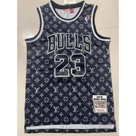 Camiseta Michael Jordan #23 Chicago Bulls Negro Estampado Classic Edition