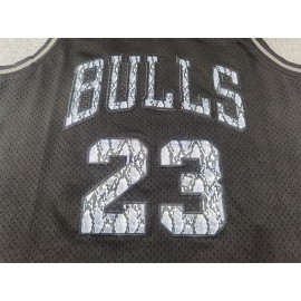 Camiseta Michael Jordan #23 Chicago Bulls Retro Negro con Estampado de Serpiente Camiseta Michael Jordan #23 Chicago Bulls Retro Negro con Estampado de Serpiente