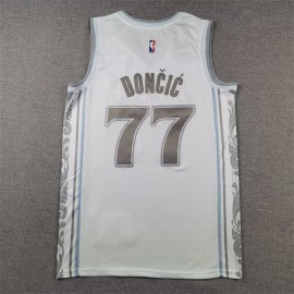 Camiseta Luka Dončić #77 Dallas Mavericks 2025 City Edition Blanco Camiseta Luka Dončić #77 Dallas Mavericks 2025 City Edition Blanco
