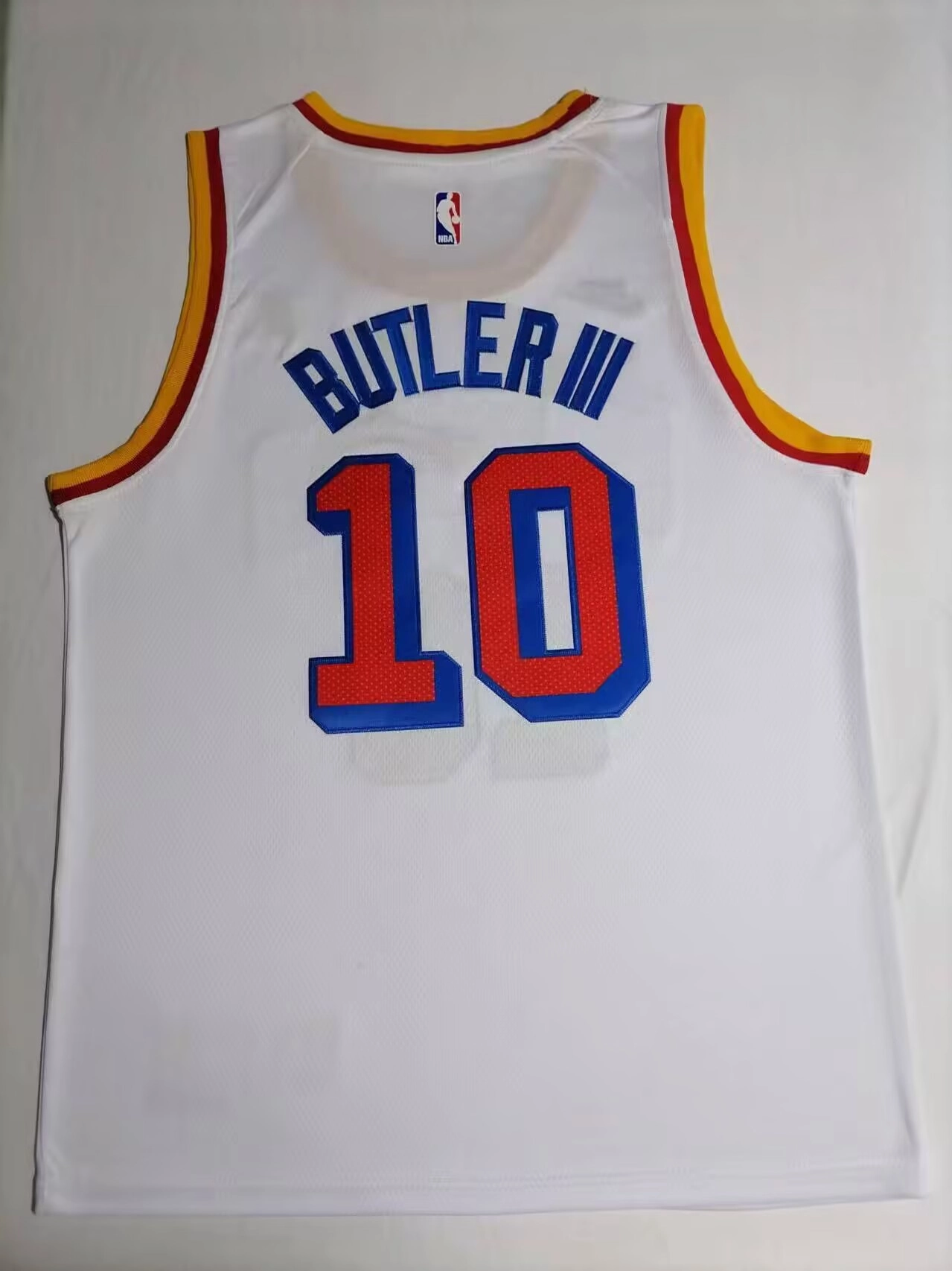 Camiseta Jimmy Butler #10 Golden State Warriors Retro Blanco Camiseta Jimmy Butler #10 Golden State Warriors Retro Blanco