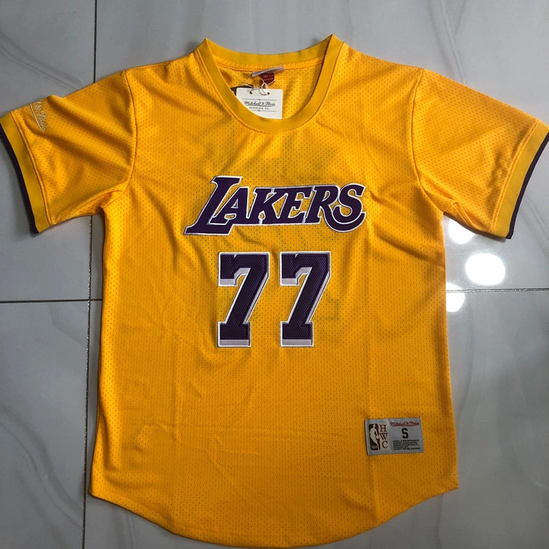 Camiseta Luka Dončić #77 Los Angeles Lakers Amarillo Cuello Redondo