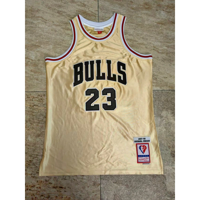 Camiseta Michael Jordan #23 Chicago Bulls Edición 75 Aniversario Oro