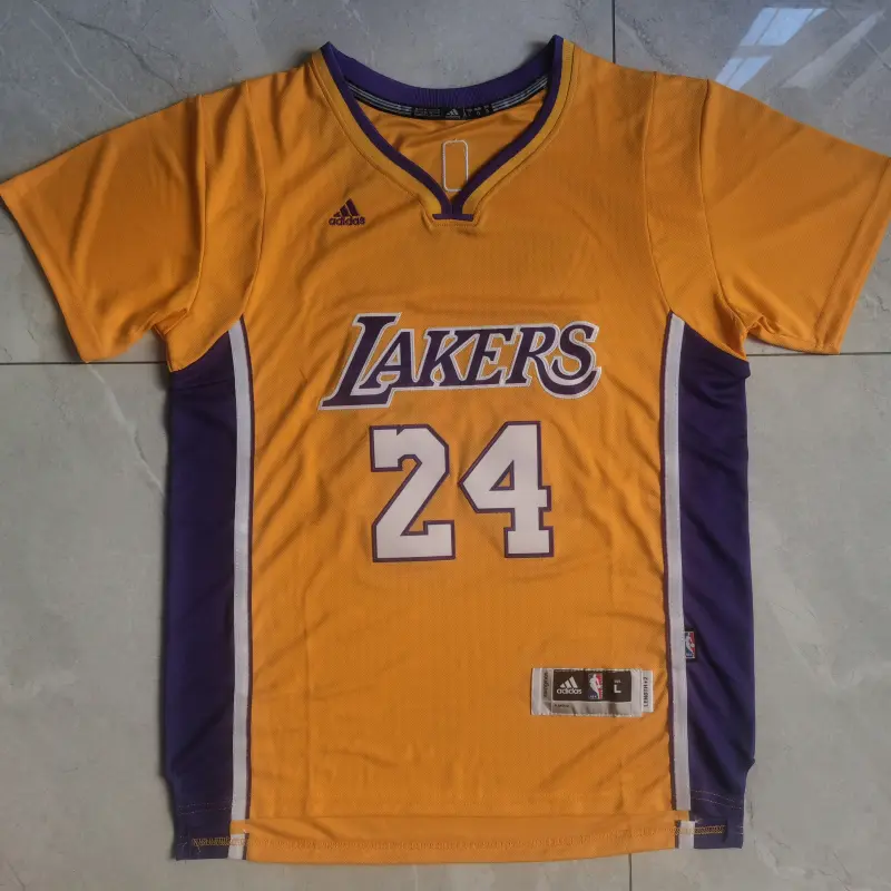 Camiseta Kobe Bryant #24 Amarillo Los Angeles Lakers 2025 Camiseta Kobe Bryant #24 Amarillo Los Angeles Lakers 2025