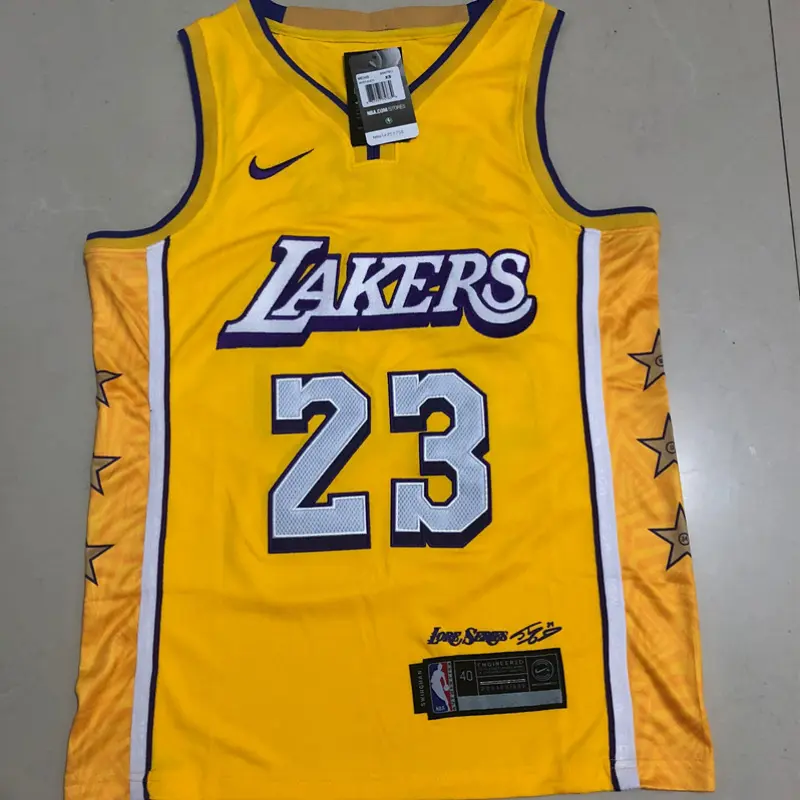 Camiseta LeBron James #23 Los Angeles Lakers Amarillo City Edition Camiseta LeBron James #23 Los Angeles Lakers Amarillo City Edition
