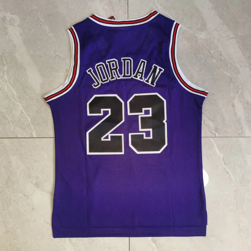 Camiseta Michael Jordan #23 Chicago Bulls 1997/98 Morado Classic Edition Camiseta Michael Jordan #23 Chicago Bulls 1997/98 Morado Classic Edition