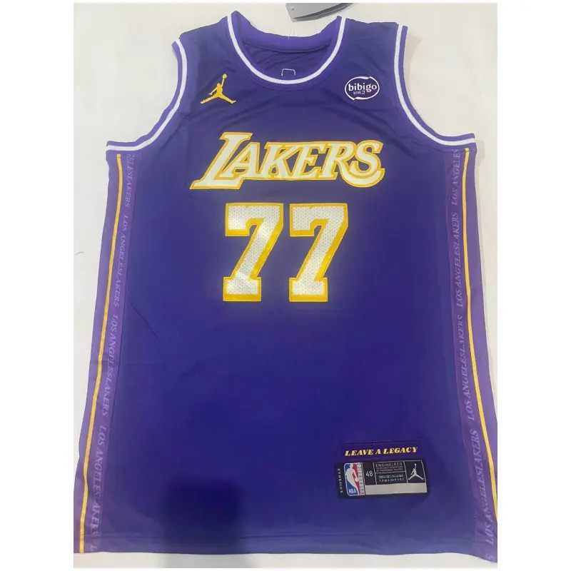 Camiseta Luka Dončić #77 Los Angeles Lakers 2025 Morado