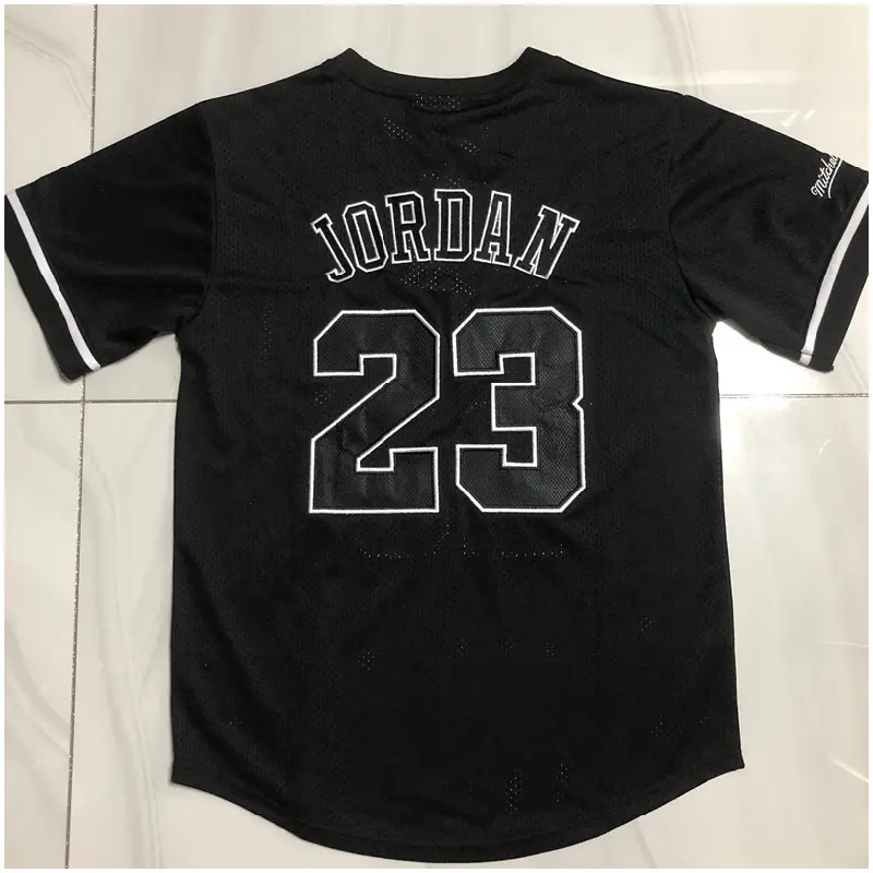 Camiseta Michael Jordan #23 Chicago Bulls Negro Manga Corta