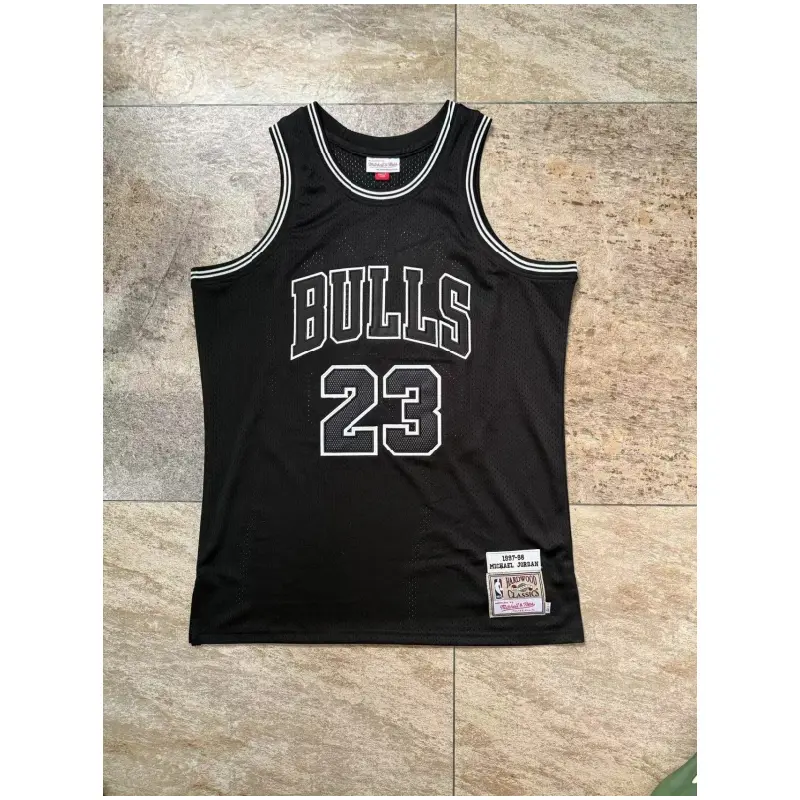 Camiseta Michael Jordan #23 Chicago Bulls Negro Retro