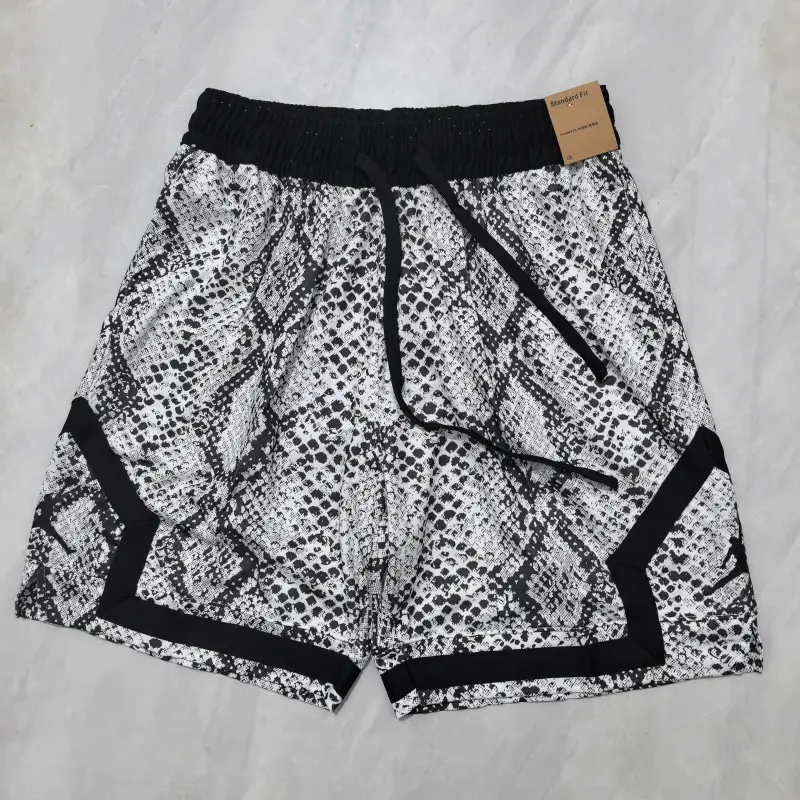 Pantalon Corto Jordan 2025 Negro/Blanco Con Estampado De Serpiente