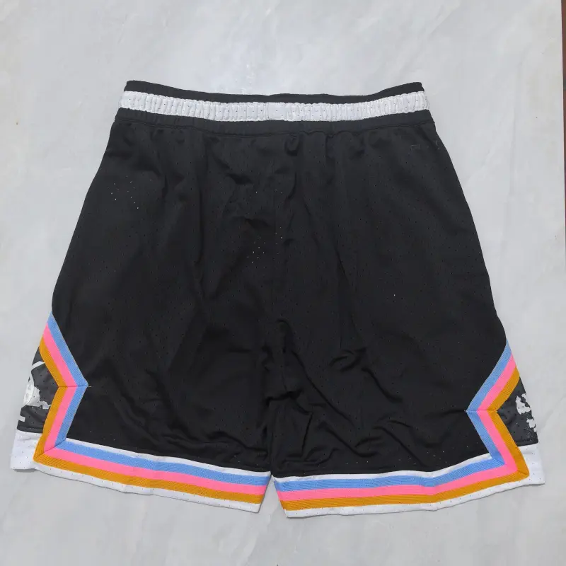 Pantalon Corto Jordan 2025 Negro Con Bandas Colores