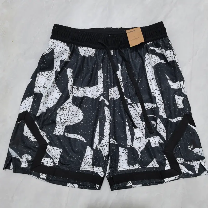 Pantalon Corto Jordan Estampado Negro/Blanco