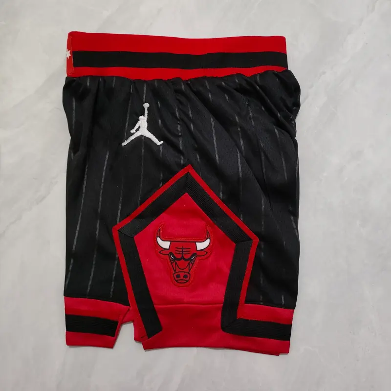 Pantalon Corto Michael Jordan Chicago Bulls 2025 Negro Con Rayas Niño