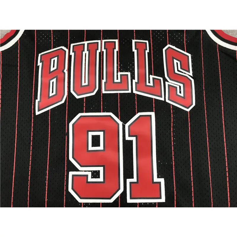 Camiseta Dennis Rodman #91 Chicago Bulls 1995/96 Negro con Rayas Rojas