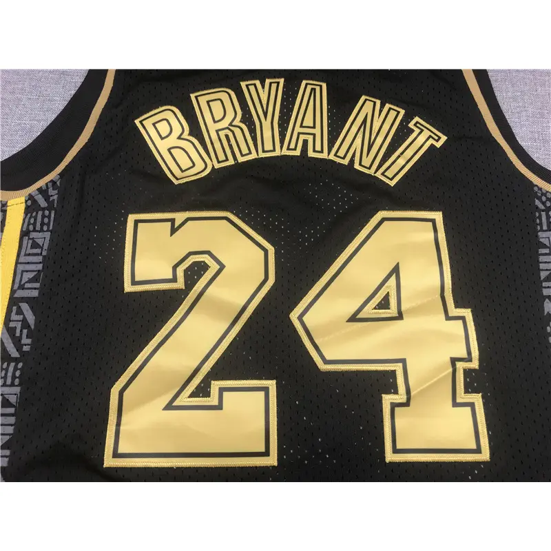 Camiseta Kobe Bryant #24 Los Angeles Lakers Negro/Oro
