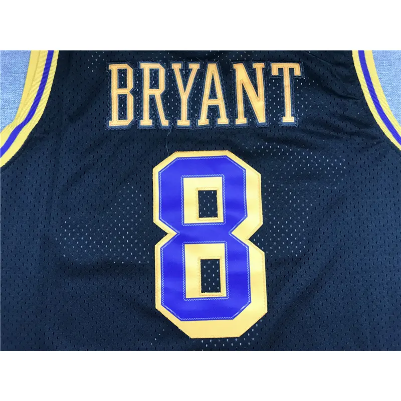 Camiseta Kobe Bryant #8 Los Angeles Lakers 1996/97 Negro Retro Icon Oro