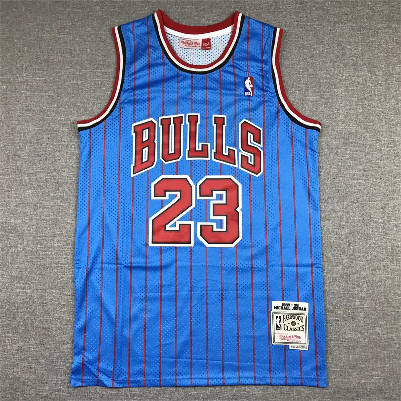 Camiseta Michael Jordan #23 Chicago Bulls 1995/96 Azul Con Rayas Retro