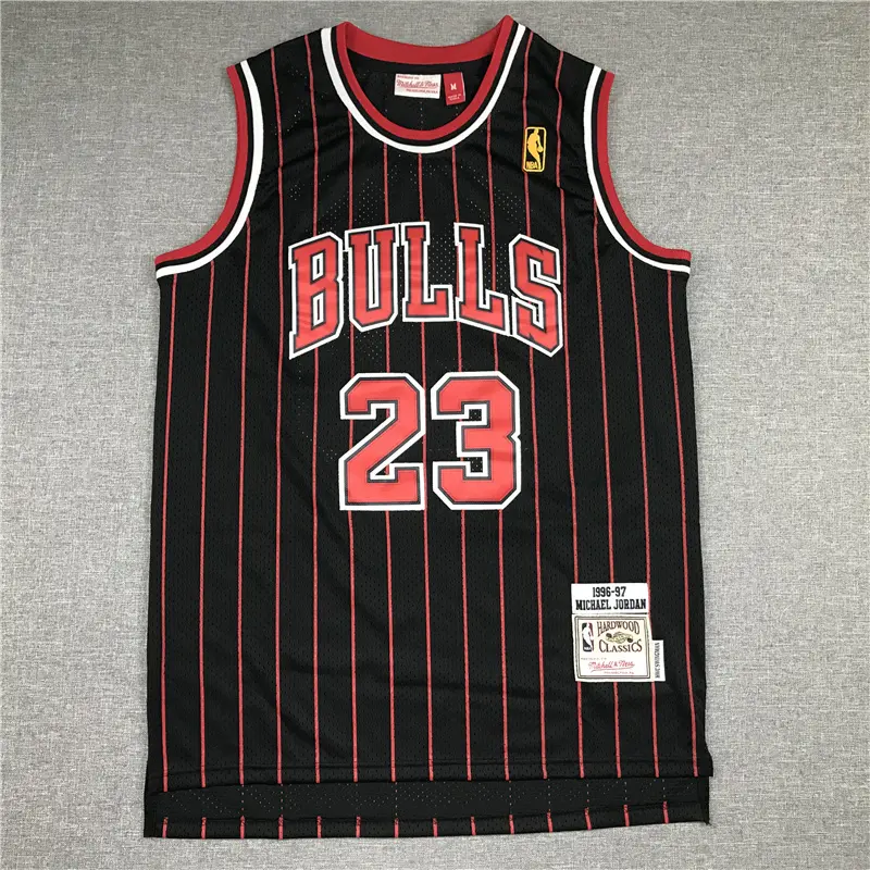 Camiseta Michael Jordan #23 Chicago Bulls 1996/97 Negro con Rayas Rojas Icon Oro