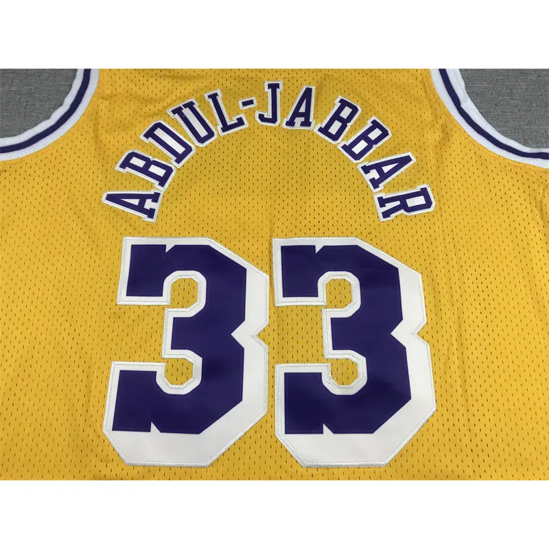 Camiseta Kareem Abdul-Jabbar #33 Los Angeles Lakers 1984/85 Amarillo Icon Oro