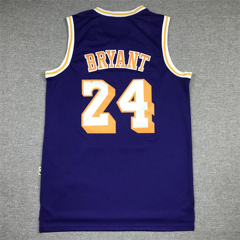 Camiseta Kobe Bryant #24 Los Angeles Lakers 2026 Morado Trébol Logo Classic Edition