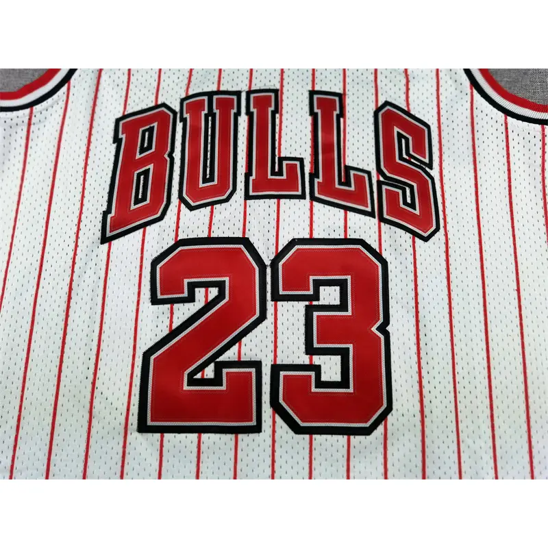 Camiseta Michael Jordan #23 Chicago Bulls 1995/96 Blanco con Rayas Rojas