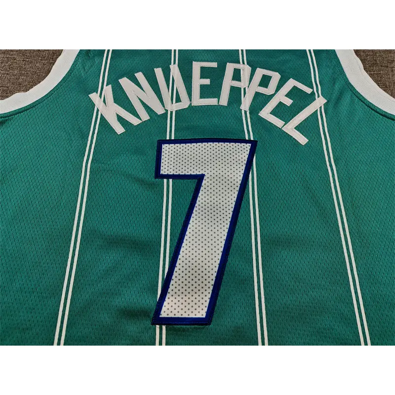 Camiseta Kon Knueppel #7 Charlotte Hornets Verde