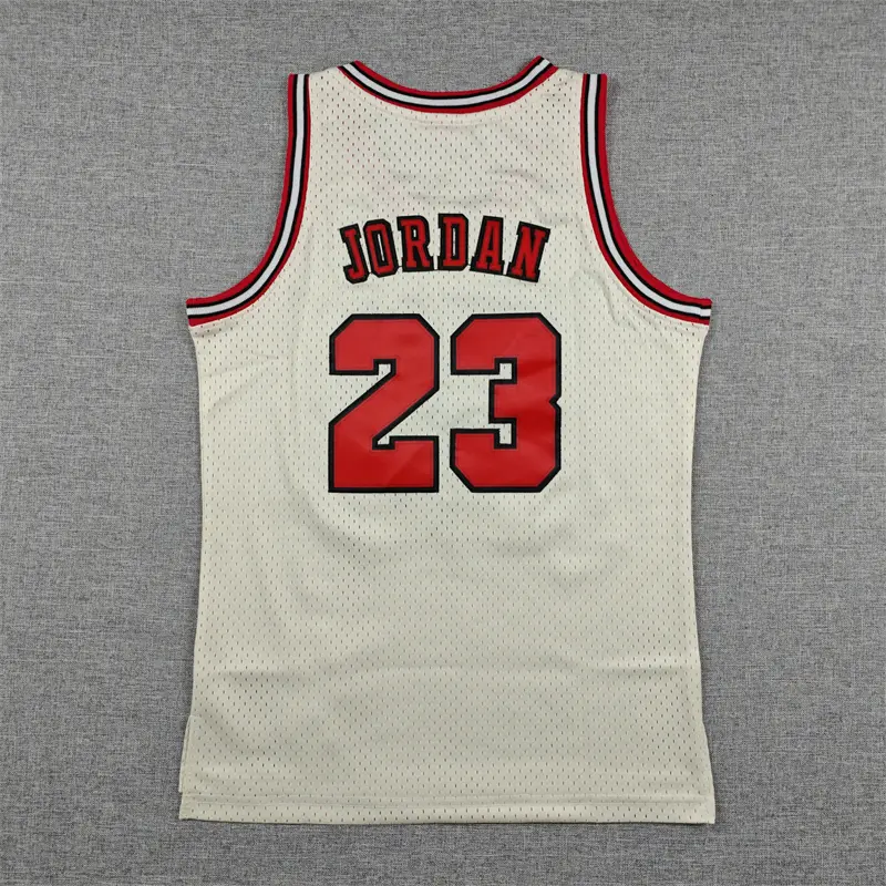 Camiseta Michael Jordan #23 Chicago Bulls Amarillo Claro Retro Niño