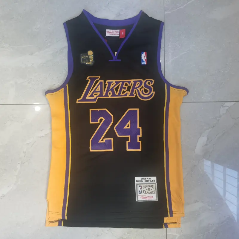 Camiseta Kobe Bryant #24 Los Angeles Lakers Negro Champion
