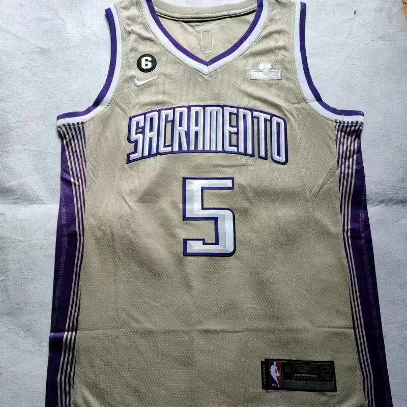 Camiseta De’Aaron Fox #5 Sacramento Kings Gris City Edition