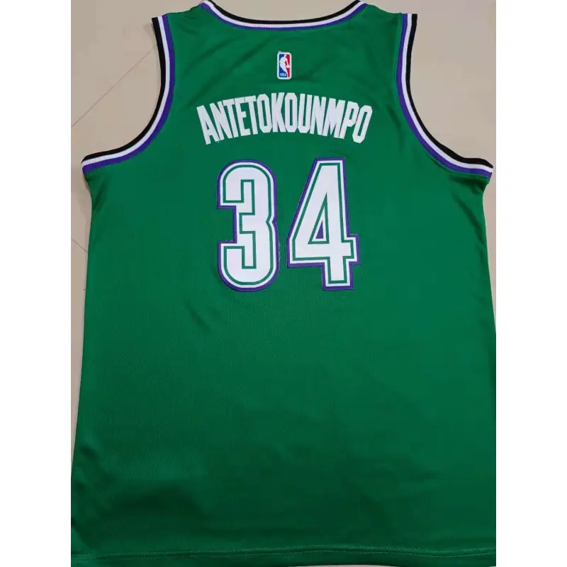 Camiseta Giannis Antetokounmpo #34 Milwaukee Bucks Verde/Morado Camiseta Giannis Antetokounmpo #34 Milwaukee Bucks Verde/Morado