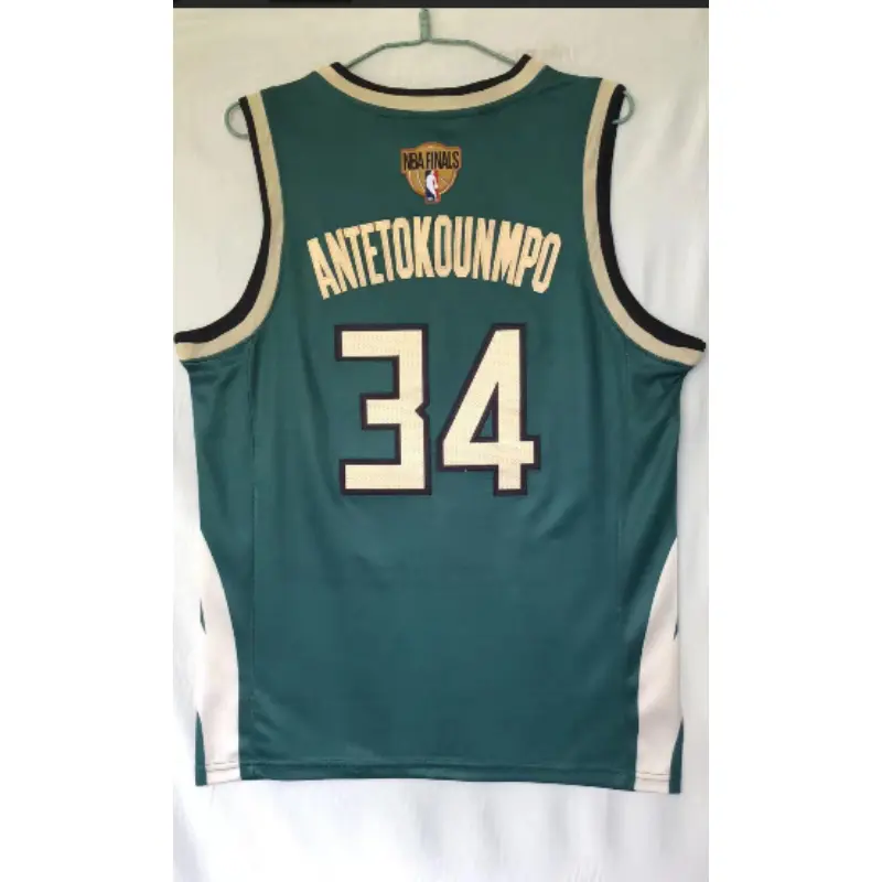 Camiseta Giannis Antetokounmpo #34 Milwaukee Bucks Verde Earned Edition Champion