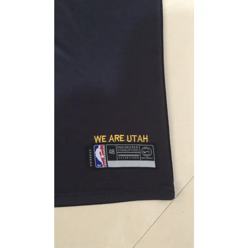 Camiseta Joe Ingles #2 Utah Jazz 2021 Negro City Edition Camiseta Joe Ingles #2 Utah Jazz 2021 Negro City Edition