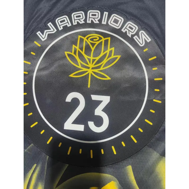 Camiseta Klay Thompson #23 Golden State Warriors 2023 City Edition Negro Camiseta Klay Thompson #23 Golden State Warriors 2023 City Edition Negro
