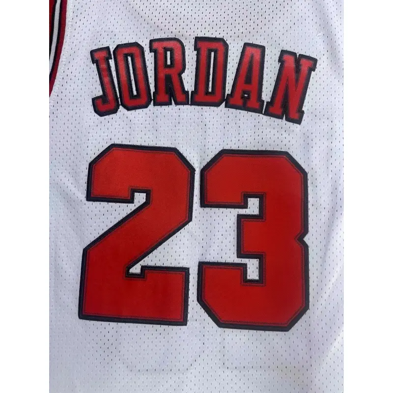 Camiseta Michael Jordan #23 Chicago Bulls 1997 Blanco Classic Edition Firmada Camiseta Michael Jordan #23 Chicago Bulls 1997 Blanco Classic Edition Firmada