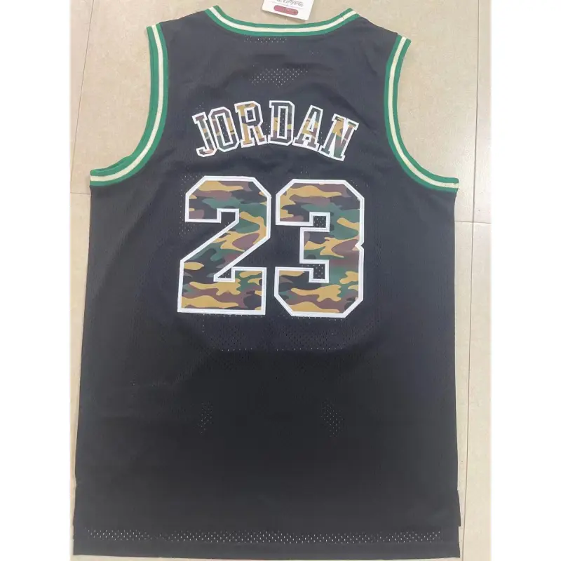 Camiseta Michael Jordan #23 Chicago Bulls 1997 Negro Classic Edition Camiseta Michael Jordan #23 Chicago Bulls 1997 Negro Classic Edition