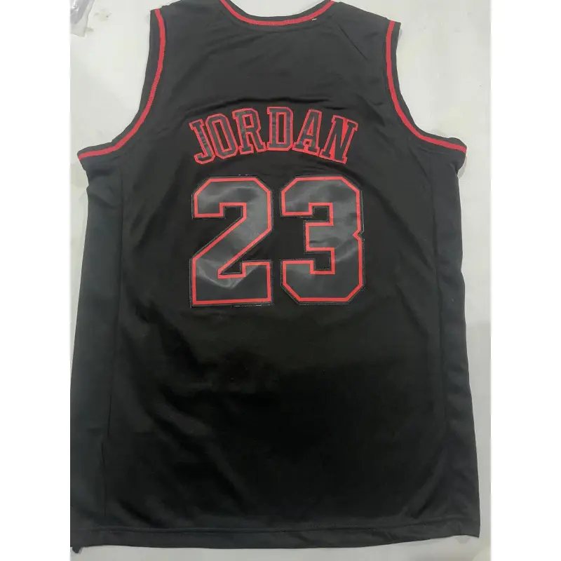 Camiseta Michael Jordan #23 Chicago Bulls 2025  Negro Camiseta Michael Jordan #23 Chicago Bulls 2025  Negro