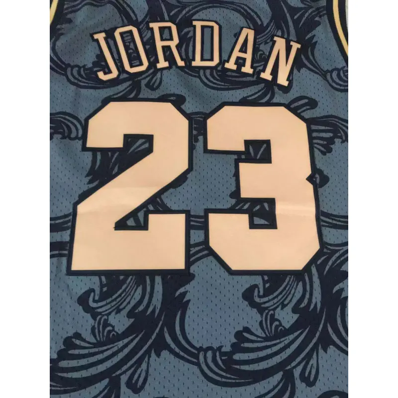 Camiseta Michael Jordan #23 Chicago Bulls Negro Dorado Retro Limited Edition Camiseta Michael Jordan #23 Chicago Bulls Negro Dorado Retro Limited Edition