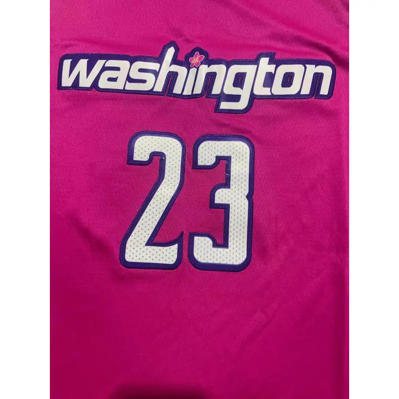 Camiseta Michael Jordan #23 Washington Wizards 2023 Rosa Camiseta Michael Jordan #23 Washington Wizards 2023 Rosa